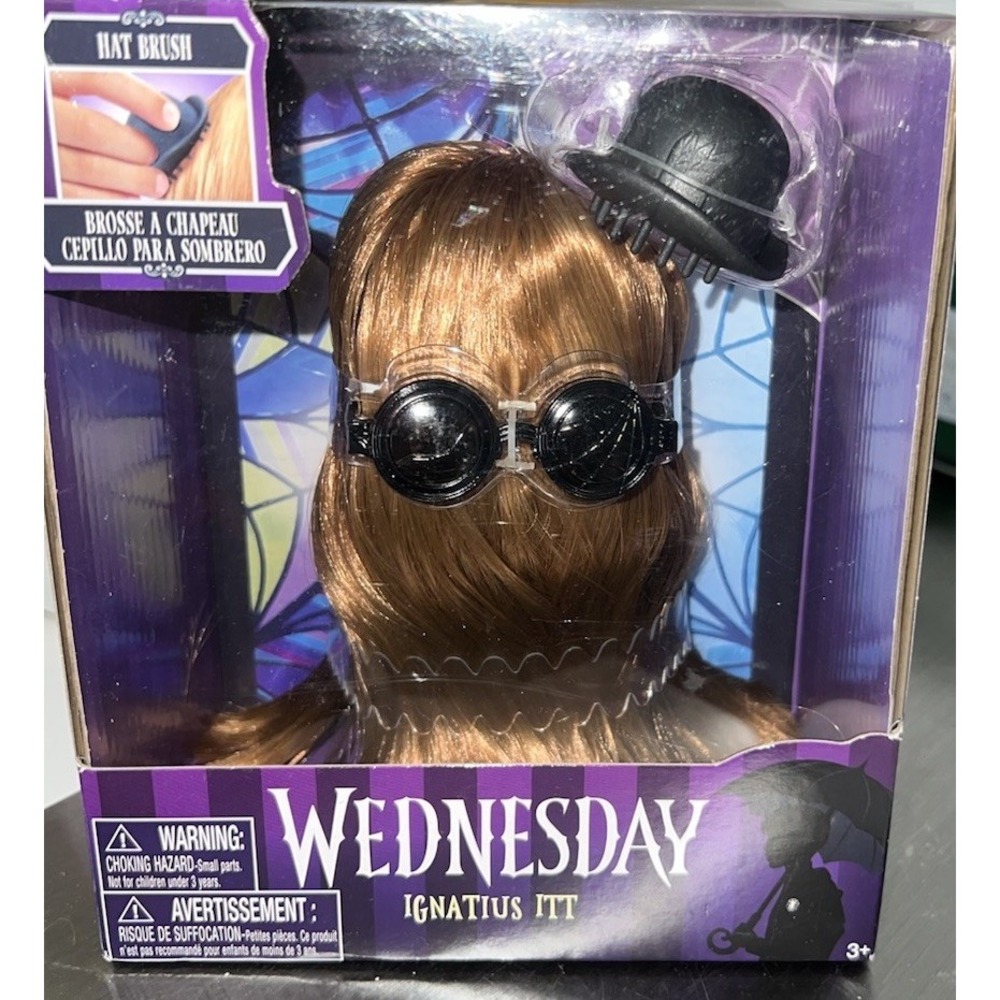 Wednesday Ignatius Itt Styling Head Cousin Itt Addams Family Just Play Toy(2-b57
